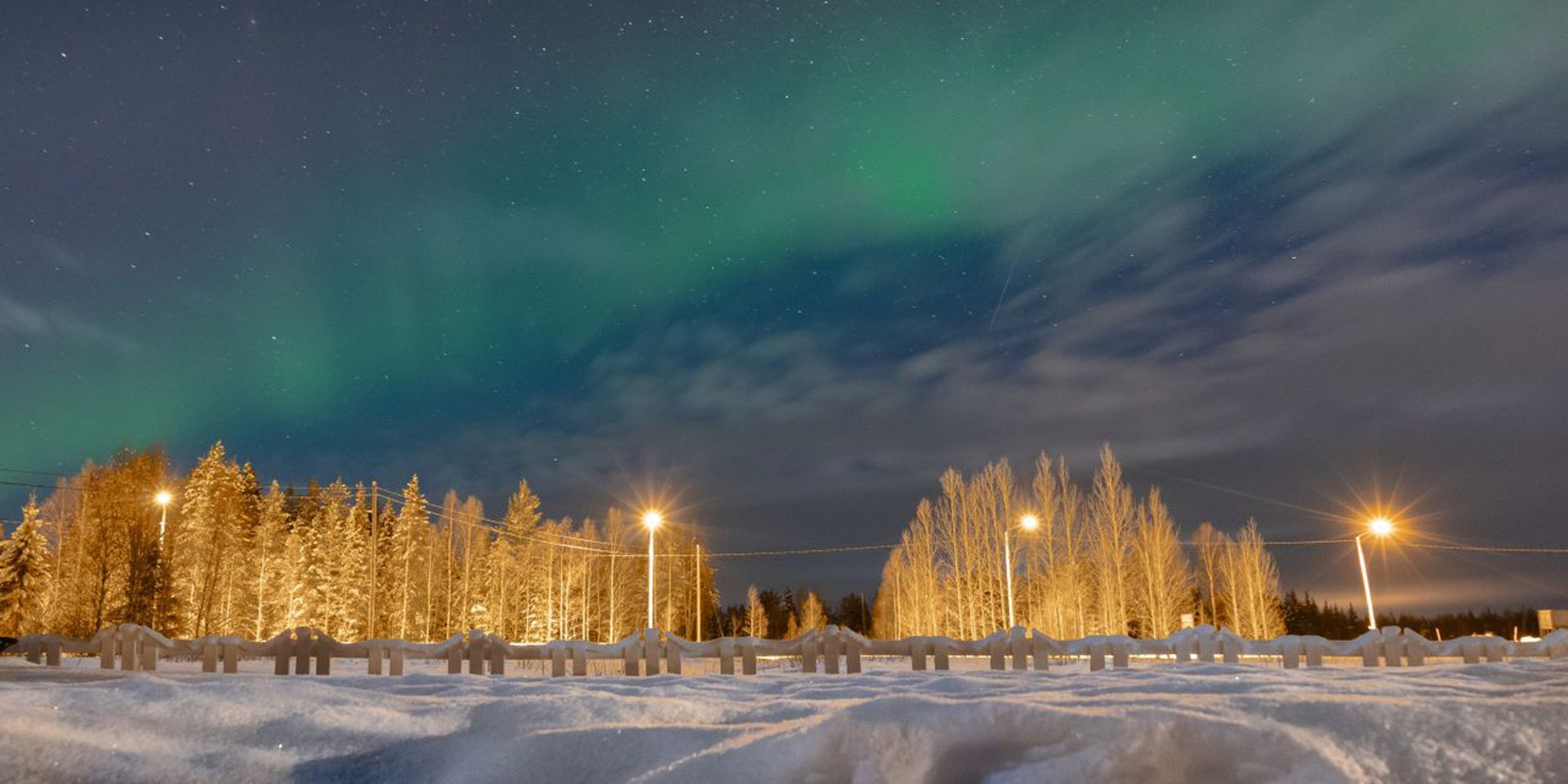 Aurora boreală observată în Laponia