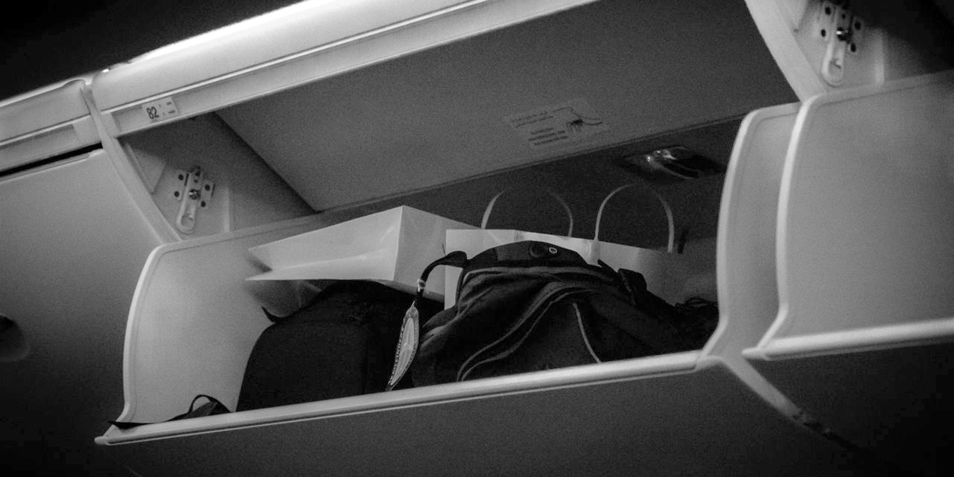Bagajul de mână în avion
