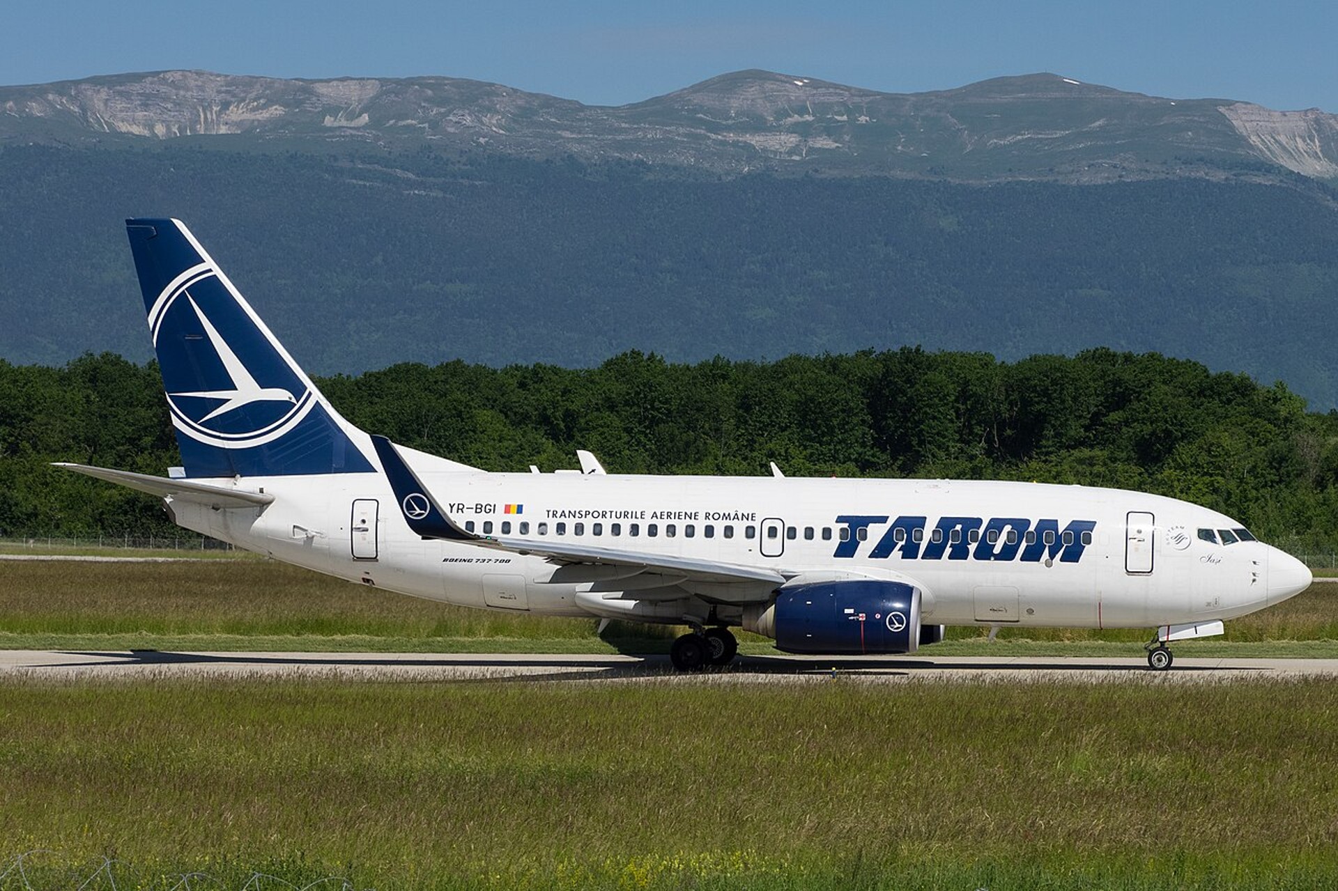 Aeronavă Boeing 737 TAROM