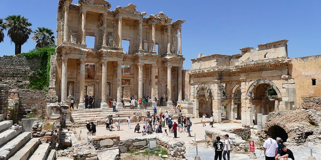 Biblioteca Celsus din Efes