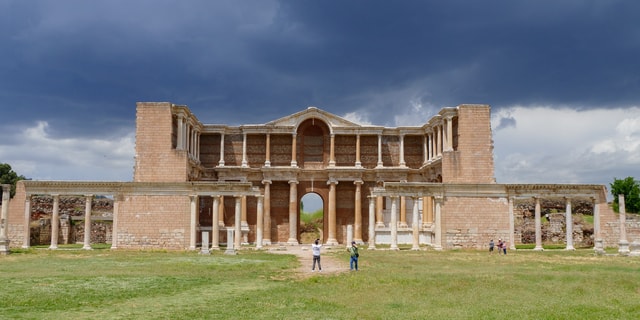 Baths-Gymnasium din Sardes
