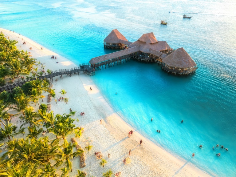 Imagine aeriana a unui bungalow din Zanzibar