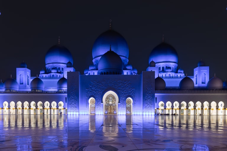 vedere noctura moschee Abu Dhabi